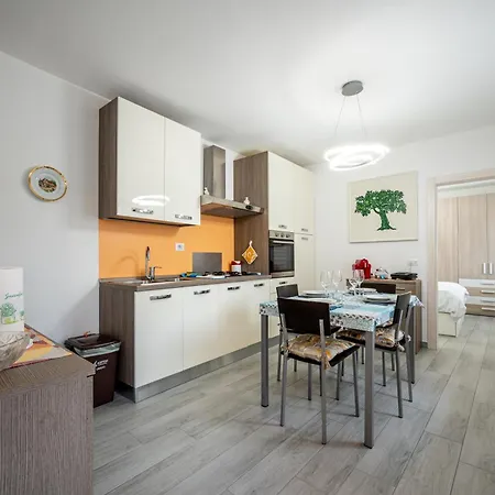Daire At Two Steps From The Lakeside - Larihome A29 *